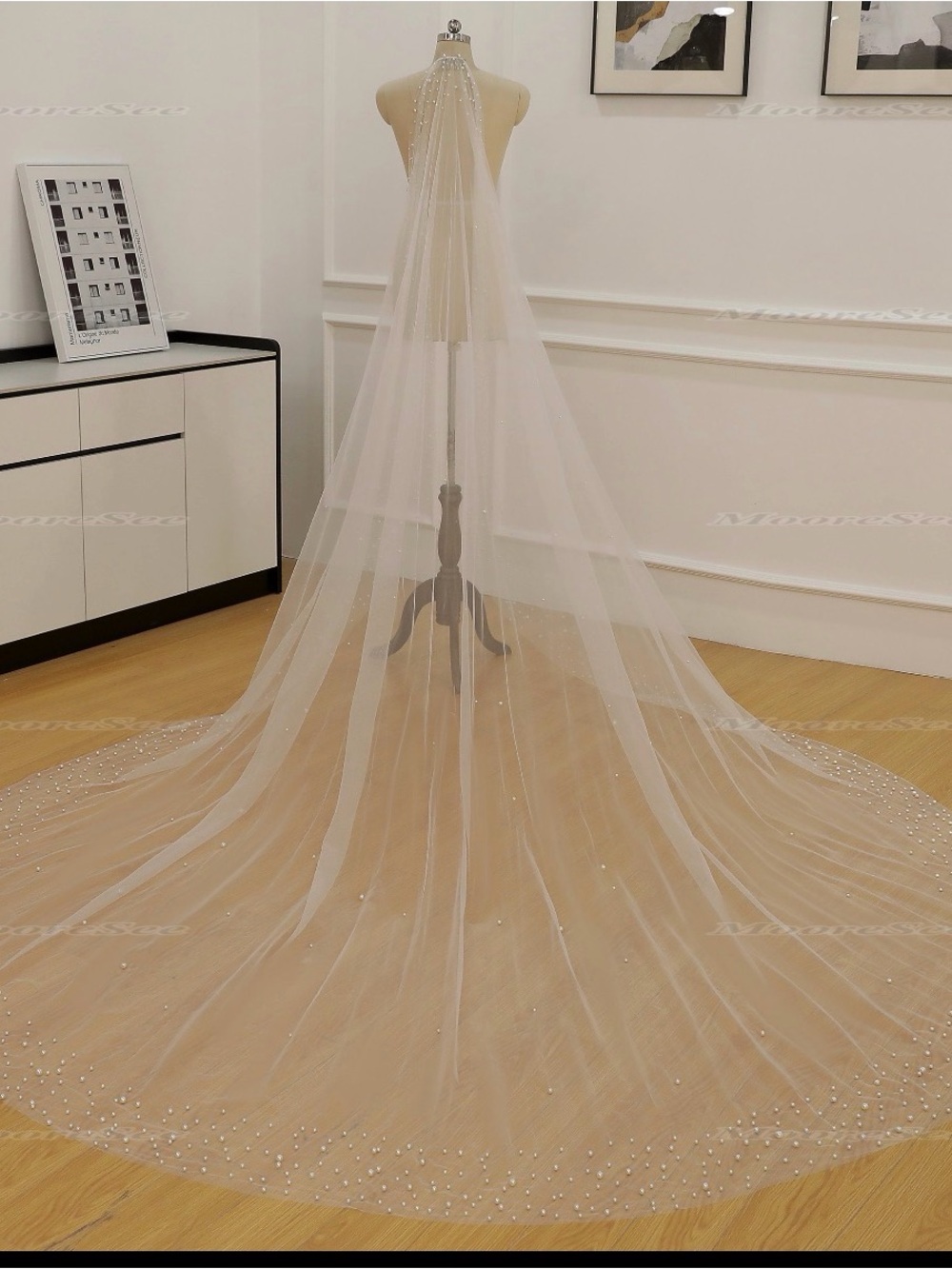 Ivory veil with pearls